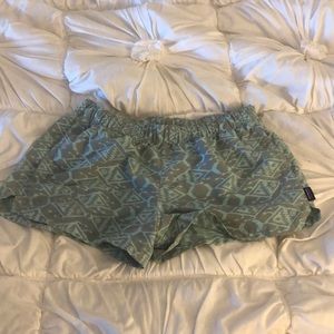 W’s Patagonia Barely Baggies 2.5”